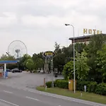 Ξενοδοχείο Adriatico 3*