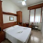 Adriatico Borgo Fosso Ghiaia