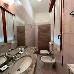 Adriatico Borgo Fosso Ghiaia