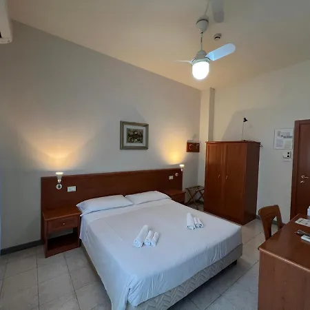 Adriatico Hotel Borgo Fosso Ghiaia
