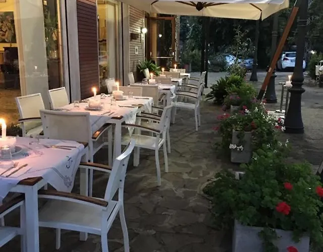 Adriatico 3* Borgo Fosso Ghiaia